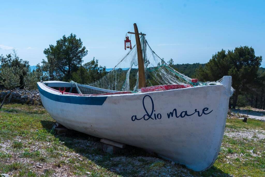 Isolated Paradise Adio Mare Milna  Extérieur photo