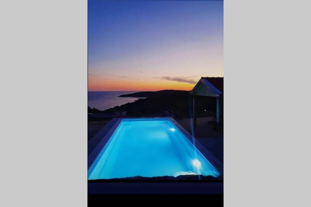 Isolated Paradise Adio Mare Milna  Extérieur photo