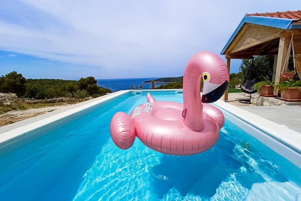 Isolated Paradise Adio Mare Milna  Extérieur photo