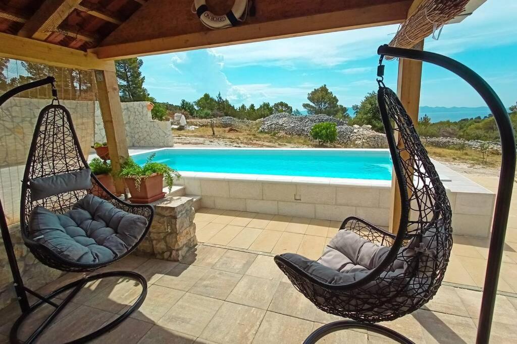 Isolated Paradise Adio Mare Milna  Extérieur photo