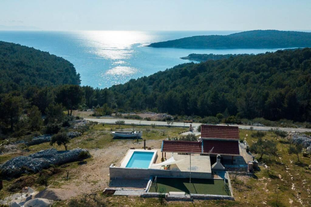 Isolated Paradise Adio Mare Milna  Extérieur photo